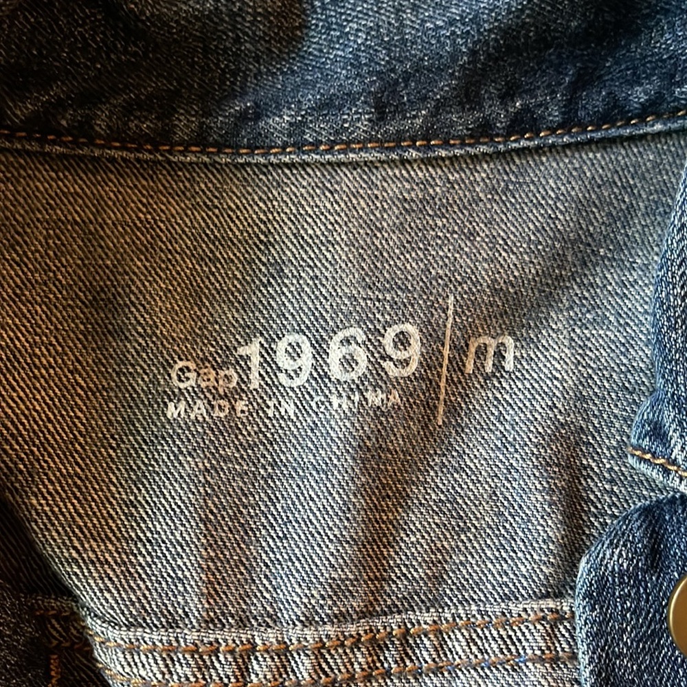 Gap Classic 1969 Denim Jacket - image 4